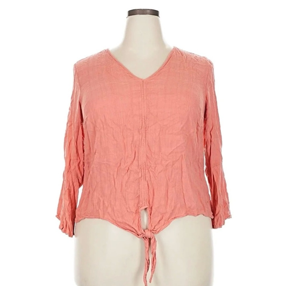 Torrid women’s Coral Tie-Front Blouse